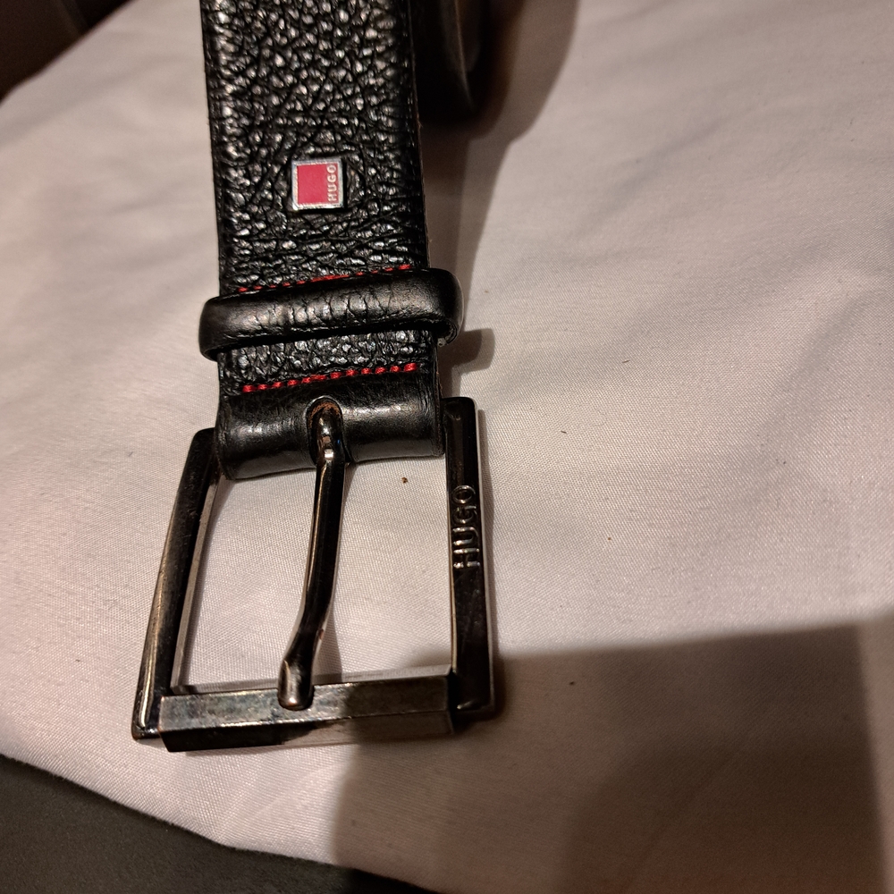 HUGO Black Leather Men's Belt
